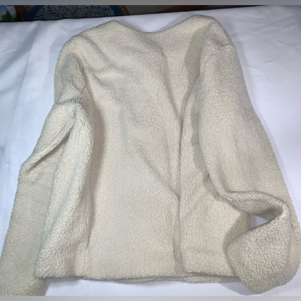 Banana Republic Off White Cream Faux Fur Teddy Jacket Women’s Large Side Zip - Picture 3 of 7